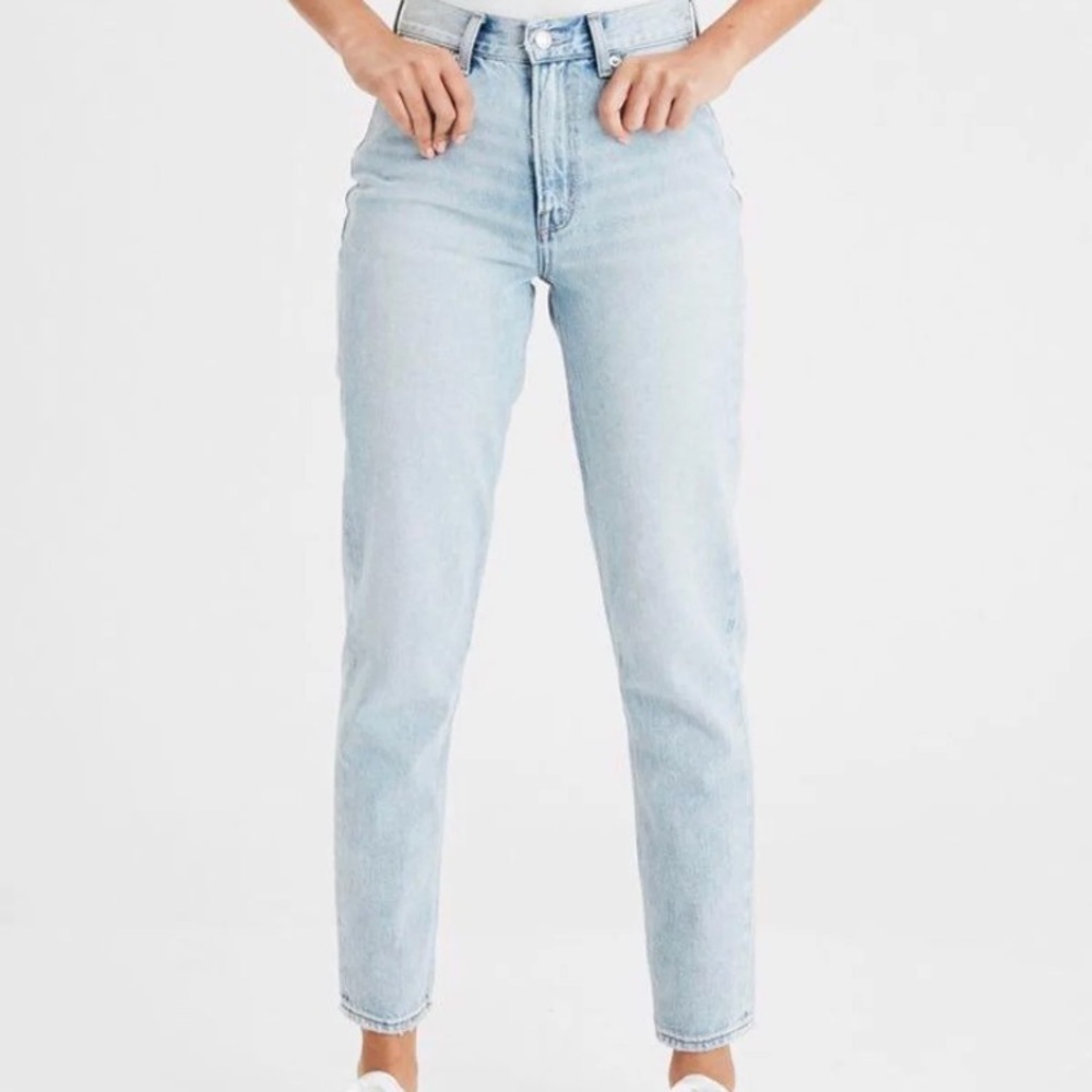 American eagle mom jeans